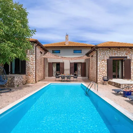 Terra With Private Pool *
