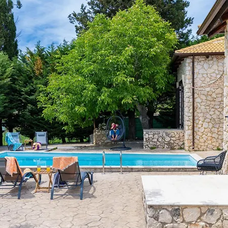 Terra With Private Pool * Marandokhórion